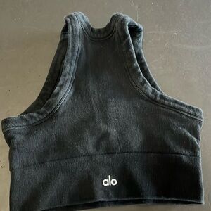 alo yoga top. Size “M” wonderful condition